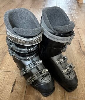 Lyžáky / přeskáče, vel. 40