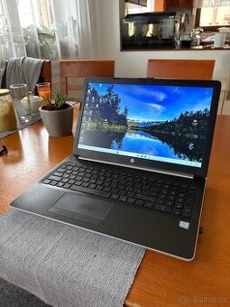 Notebook HP 15,6” / Intel Core i5 / 480GB SSD / nabíječka