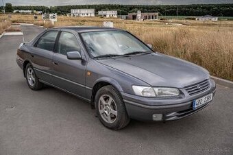 Koupím Toyota Camry XV 20 na díly