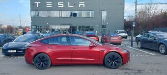 Tesla3-letní origo pneu Michelin e Primacy 235/45 R18,zánovn