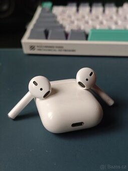 Apple AirPods 1 gen.