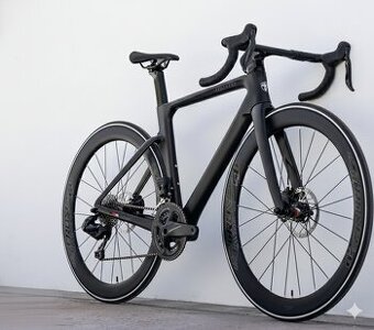 karbonové silniční kolo s el. sadou