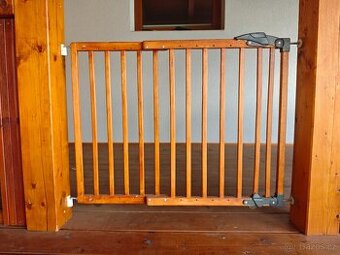 Bezpečnostní zábrana - ohrádka před schody