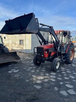 Čelní nakladač Zetor 9540