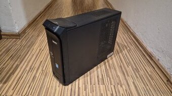 Malý PC Packard Bell