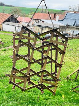 Staré zemědělské stroje