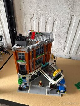 LEGO Creator Expert 10264 Rohová garáž