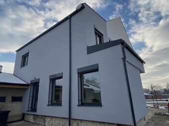 ZATEPLENÍ FASÁD A DOMŮ