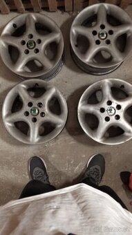 Alu kola 5x100 Fabie 1