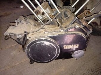 Yamaha XV 1000, motor na díly