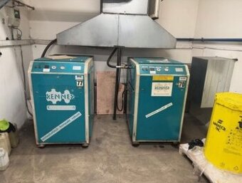 Dva použité šroubové kompresory RENNER RS 30, r. v. 2004