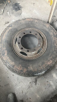 Kola s pneumatikami Barum 11,00 R20 LIAZ, TATRA apd.