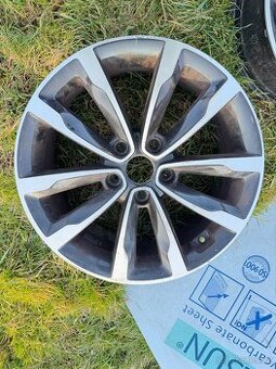 Original jeden alu disk HYUNDAI I40 52910-3Z710 17/7