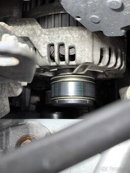Ford Kuga 2.5 T 4x4. tv 2010