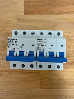 Schrack B25/3