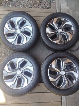 ALU Hyundai i30 + Michelin 205/60 R16