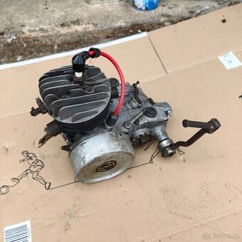 ČZ 98 motor