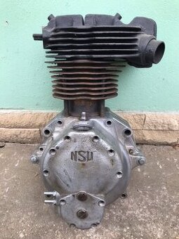 NSU 351 OSL, karter, vekorozvodu, hlava a valec s piestom