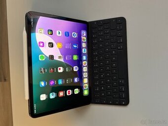 iPad Pro 11" 256GB Wi-Fi + Cellular 2018 Vesmírně šedá