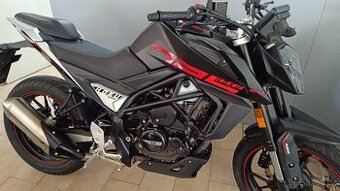 SWM HOKU 125 (2024) 8 tis.km, jako nová