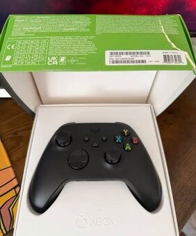 Xbox ovladač Carbon Black