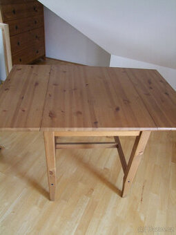 Jídelní stůl Ikea Leksvik masiv 74(v) 78(d) 59-119(š)