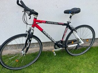 Genesis kola 28 odpružena přední vidlice.