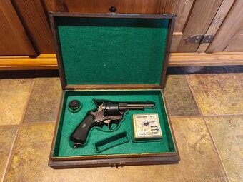 Revolver LEFAUCHEUX