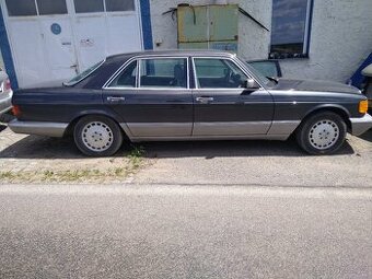 Mercedes-Benz 126 560 SEL - 1