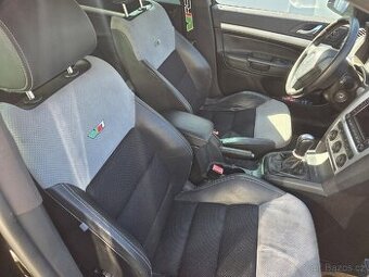 Sedačky/interiér škoda octavia 2 RS