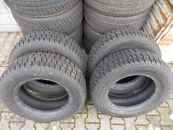 Zimní pneu Cooper 245/70 R17