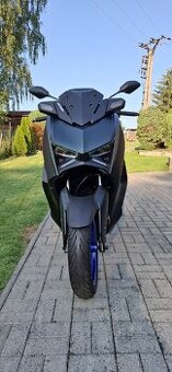Yamaha X-max 125