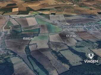 Pole 3 307 m²