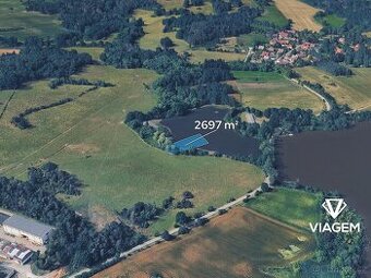 Spekulační - komerční a ostatní 2 697 m²