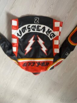 Bunda na motorku