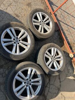 Audi Q7 - 1