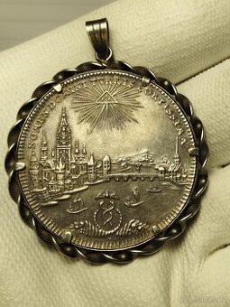 Vzácný stříbrný konvenční tolar Frankfurt 1772 v obrubě