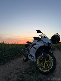 Yamaha YZF125R