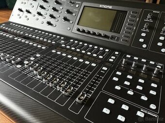 MIDAS M32 LIVE – TOP STAV – 45 000 Kč