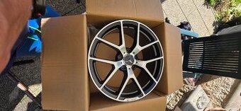 Prodám kola Mercedes Benz AMG 18'