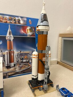 LEGO City 60228 Start vesmírné rakety