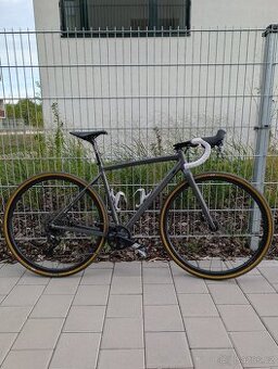 Specialized Crux DSW (vel. 52)