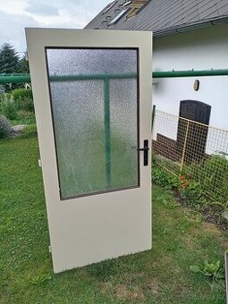 Dveře