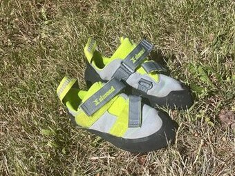 Lezečky Simond Rock+ (Decathlon), vel. 35