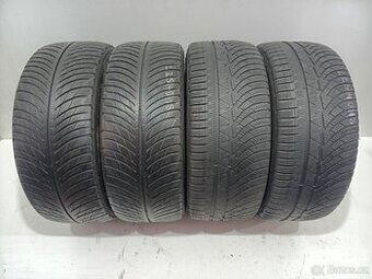 Zimní pneu 225/40/18 Michelin