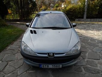 Peugeot 206 1.4 benzin 55kw