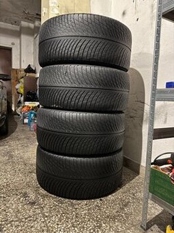 Zimní pneu 295/35/21 Michelin Pilot Alpin 5 SUV