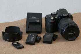 Nikon D5200 - použitý, funkční se zoom objektivem Nikkor