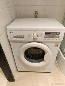 Pračka LG 6 kg - 1