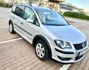 WV Touran Cross 1.9 TDi